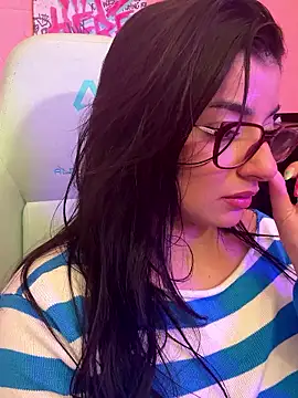 ZoeZayd's cam snapshot