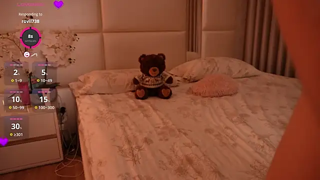 Lilly_Colins live sex cam