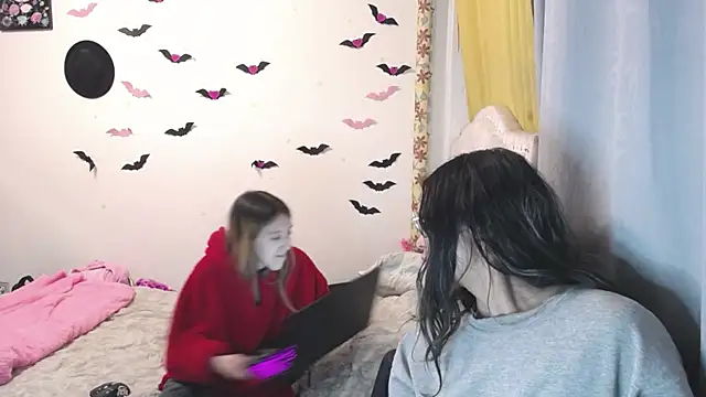 Briar_y_Blair live sex cam