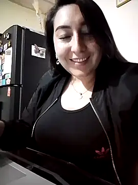 Valeria_montana_ live sex cam