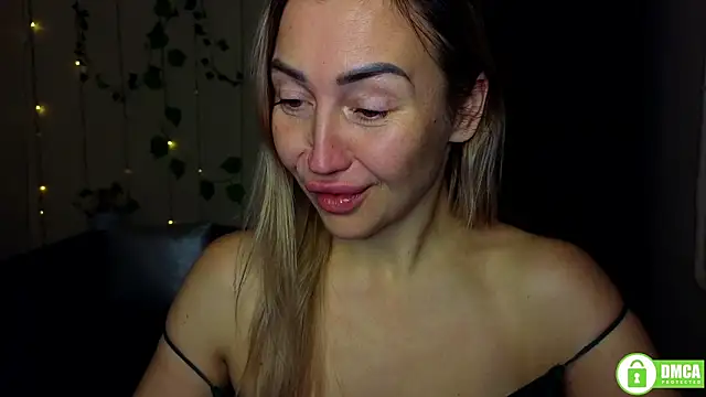 Kiss_julli88I live sex cam