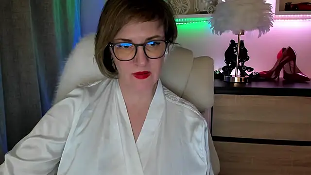 feliziaDesire's cam snapshot