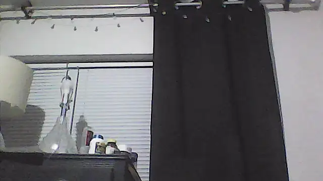 sarahkat86's cam snapshot