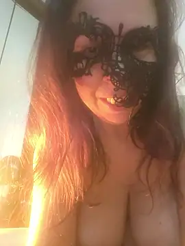 LAURAFOCOSA live sex cam