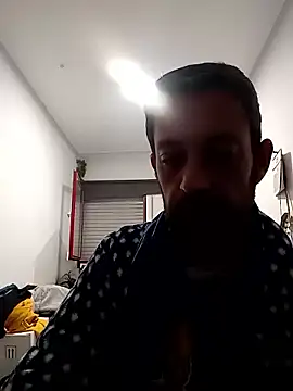 Valencianoo411's cam snapshot