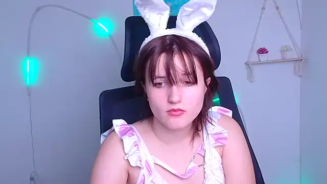 Alice_Wonderme's cam snapshot