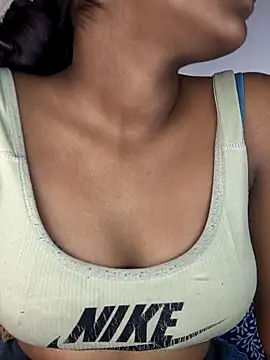 Royal-girl78's cam snapshot