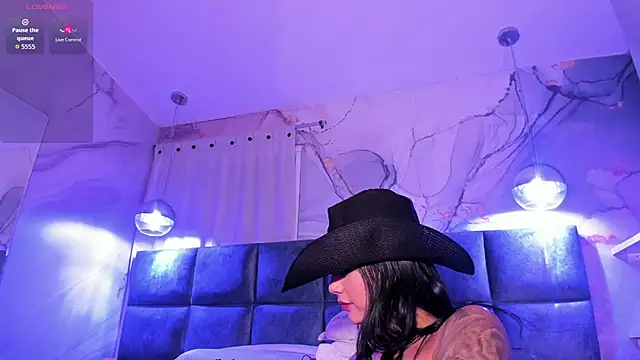 AntonellaRossi's cam snapshot