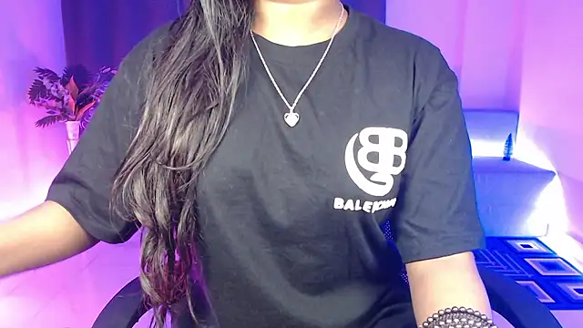 Rashiii_ live sex cam