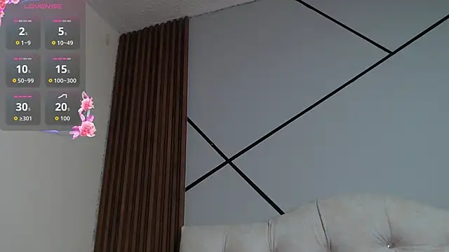 luna_09_'s cam snapshot