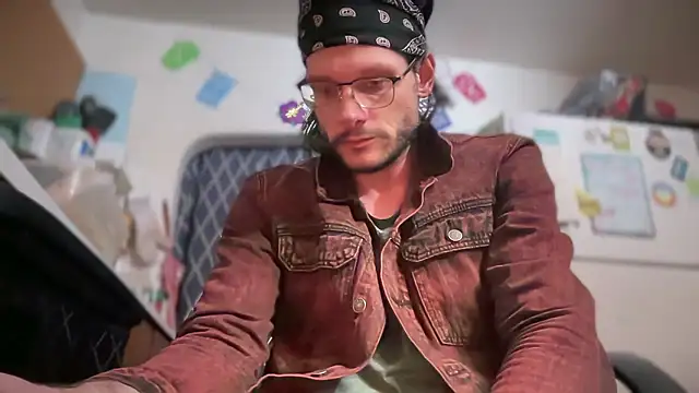 MasterDaddyCool's cam snapshot