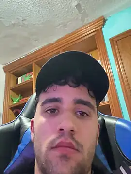 aavrdvh33's cam snapshot