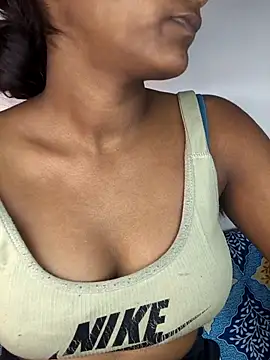 Royal-girl78's cam snapshot