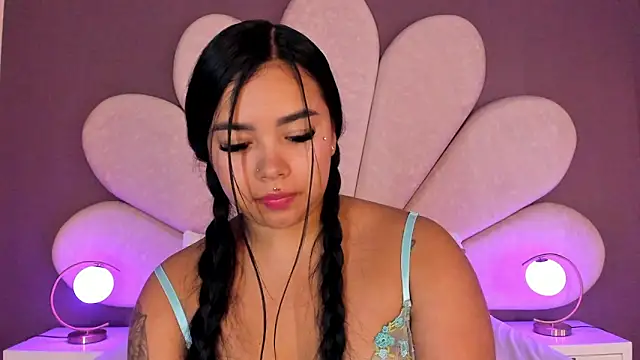 Liaevans__'s cam snapshot