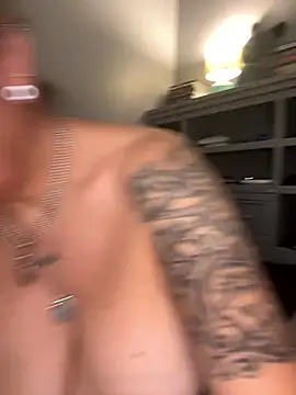 dieseldame1313's cam snapshot