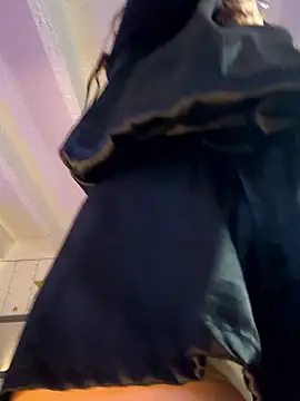 lonely_shewolf live sex cam