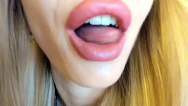 Politeeliza's cam snapshot