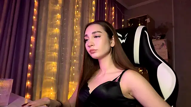 HollyPaw's cam snapshot