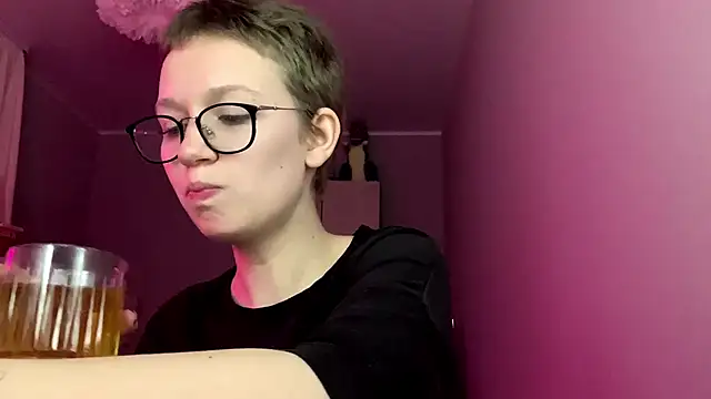 makeyousense's cam snapshot