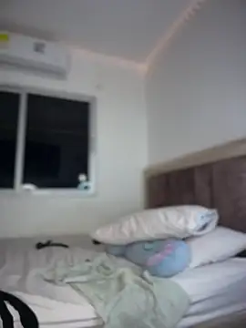 Shara_dreams's cam snapshot