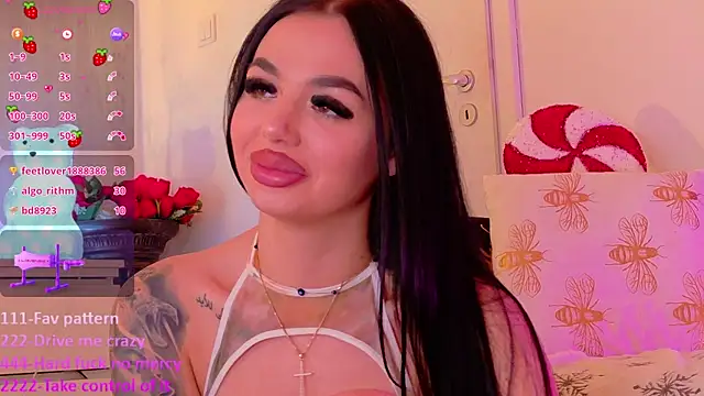 TiaBelle's cam snapshot