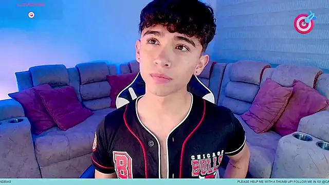 Niico_Cruz live sex cam