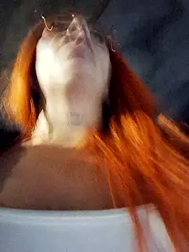 Alis_xxx's cam snapshot