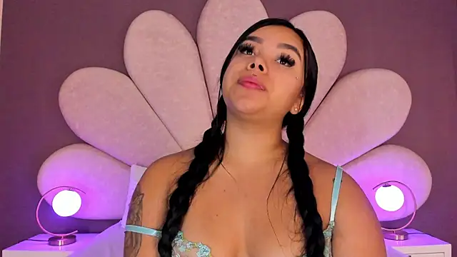 Liaevans__'s cam snapshot