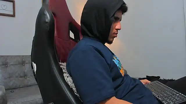 Xfire_boy69 live sex cam