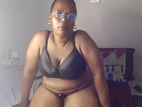 SexyLips86's cam snapshot