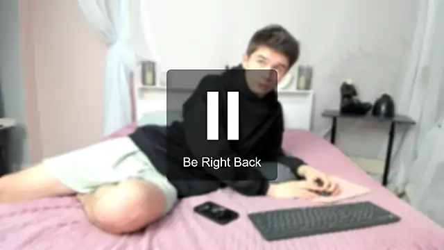 SherlockMax live sex cam