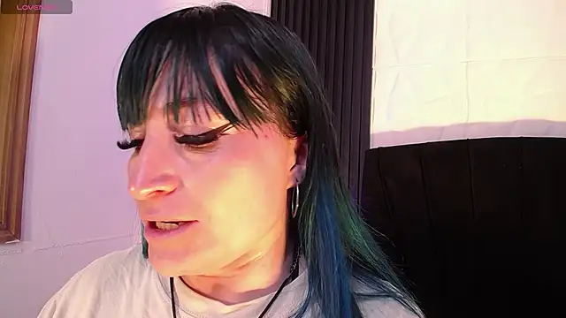 alicia_moom live sex cam