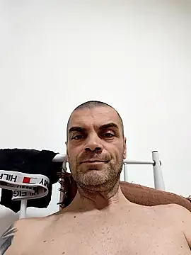 SIRMASTERPORNO's cam snapshot