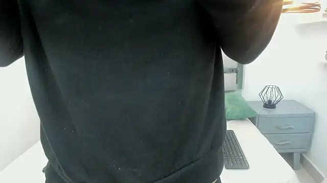 Julian_Steward live sex cam