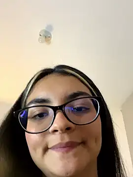 Cat2525 live sex cam