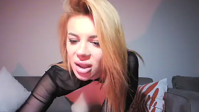 AlyssaFoxx_ live sex cam