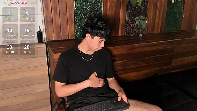 nico_herrera_ live sex cam