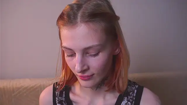 DebiLore's cam snapshot