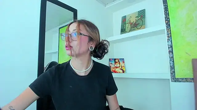 kittymiauu444's cam snapshot