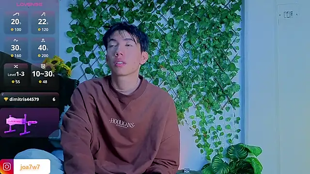 Levii_Ackermann live sex cam