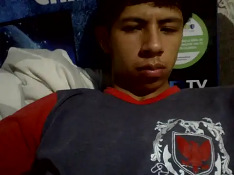 Carlos_Albert02's cam snapshot