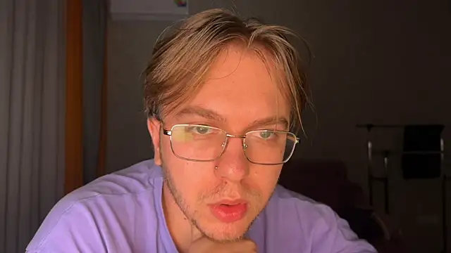 HairyVit's cam snapshot