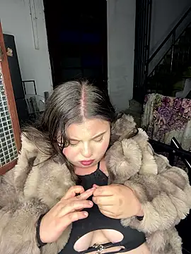 Kitty_Bms_'s cam snapshot