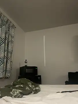 KITTYBOOBOOFUXX live sex cam