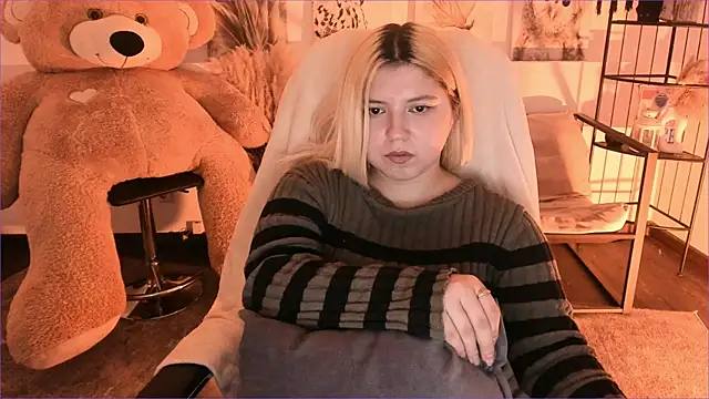 DiaAngell's cam snapshot