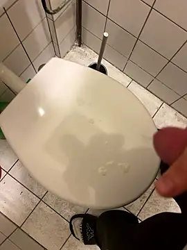 Majestik1's cam snapshot