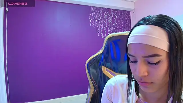 martiina_1's cam snapshot