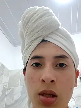 honeyhotgirl19's cam snapshot