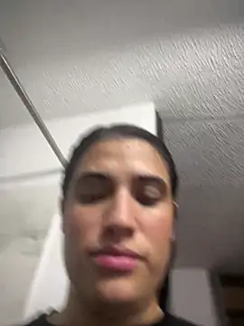 shyness_alice's cam snapshot