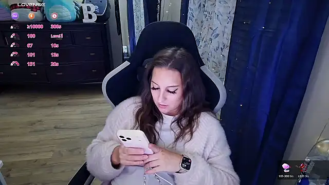 Brooklyn_Bee's cam snapshot